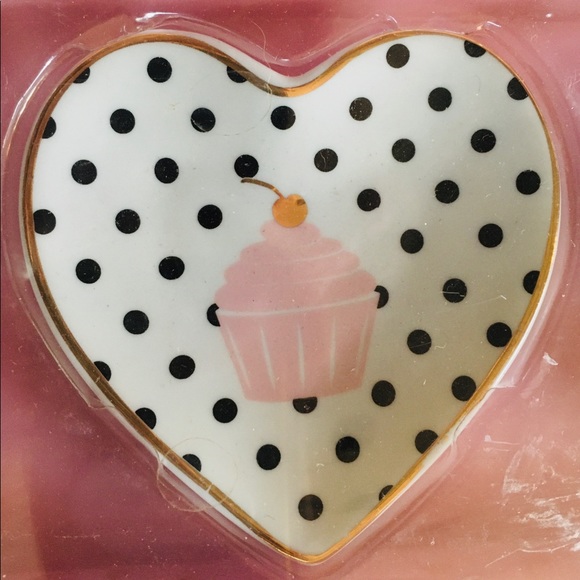 Love! β€οΈ - Picture 1 of 4